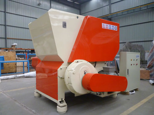 Vertical Feed Shredder